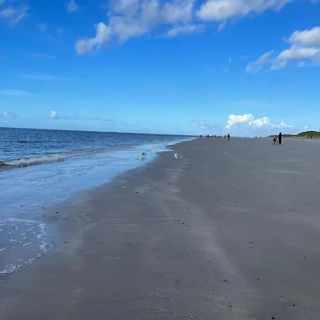 8 Person In Blavand-by Traum *