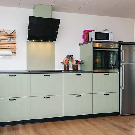 Vakantiehuis 8 Person In Blavand-by Traum