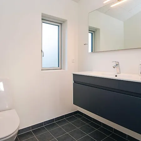 Vakantiehuis 8 Person In Blavand-by Traum